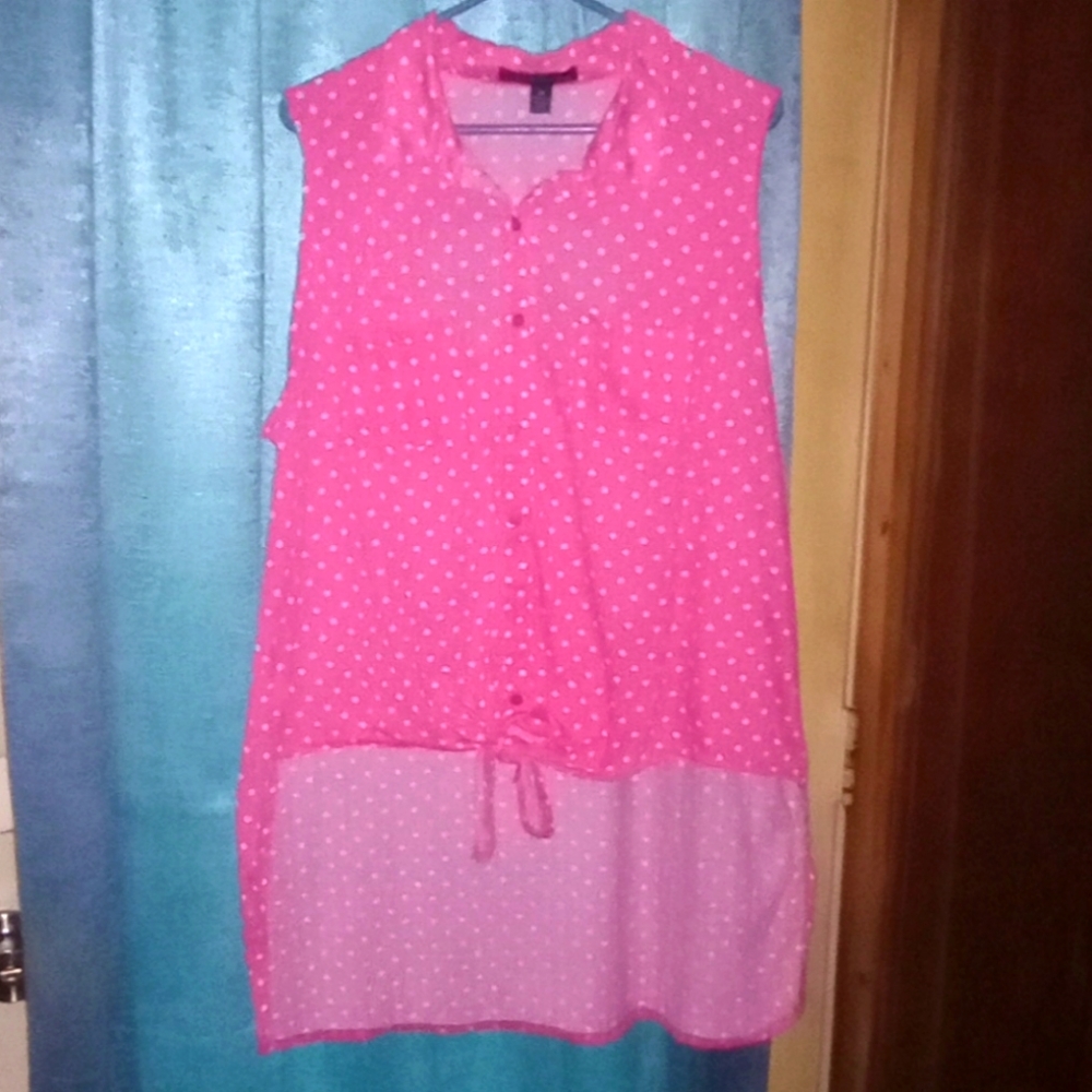 (2X) French Laundry Polka Dot High Low Tank - Picture 1 of 3